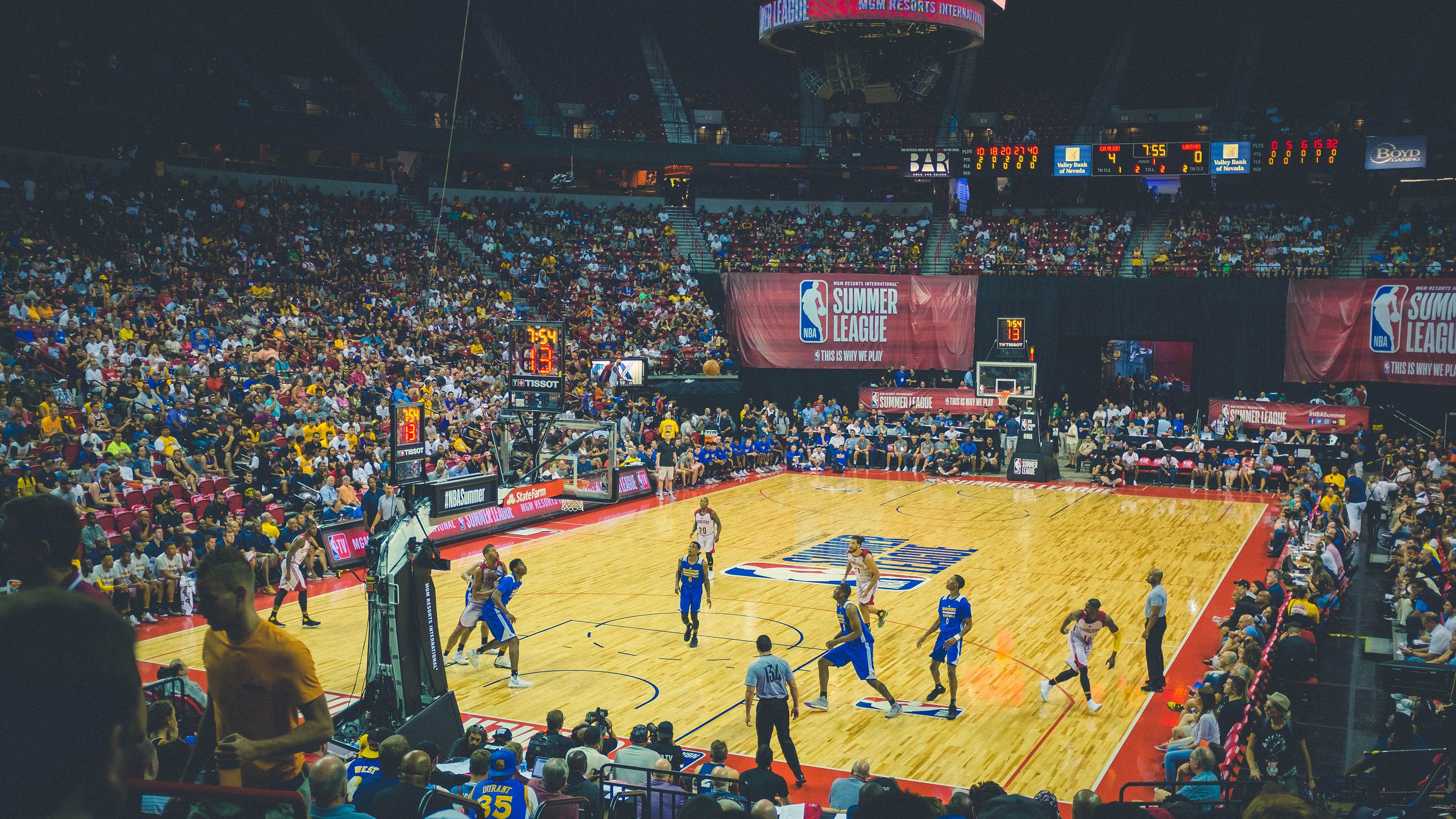 详细阅读:kering.com-东契奇与里夫斯因伤缺席,湖人对阵开拓者,东契奇总得分能超过詹姆斯吗 kering.com-东契奇与里夫斯因伤缺席,湖人对阵开拓者,东契奇总得分能超过詹姆斯吗